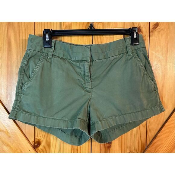 J.Crew Chico green shorts size 2 (8034) - Picture 1 of 5